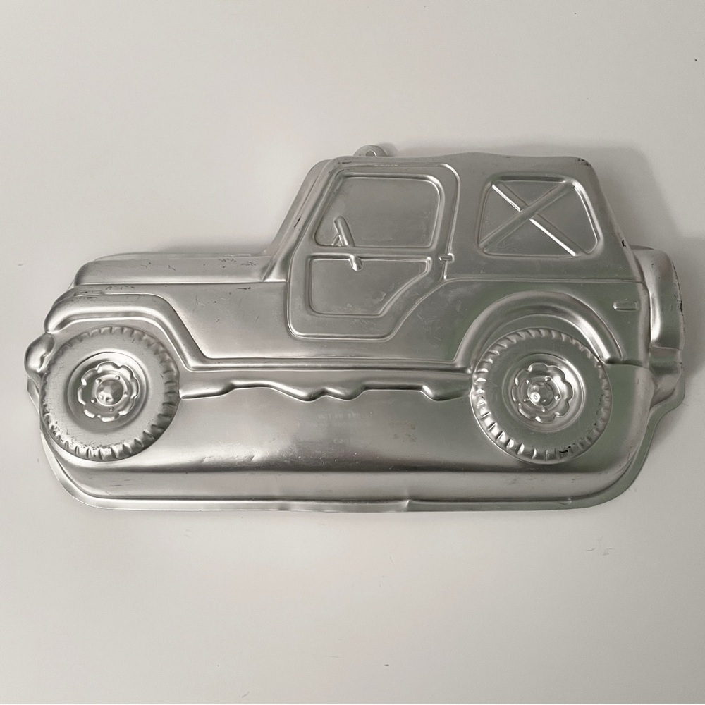 Vintage 1984 Wilton Trail Rider Jeep Wrangler Cake Pan 502-4050